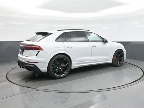 New 2026 Audi RS Q8 performance image 7