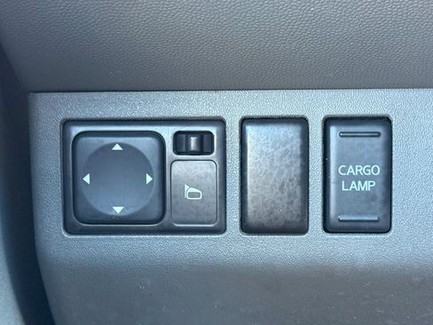 Used 2014 Nissan Frontier SV w/ SV Value Truck Package RWD image 32