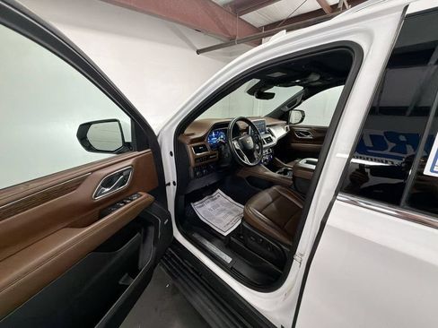 Certified 2023 Chevrolet Tahoe High Country AWD/4WD image 10