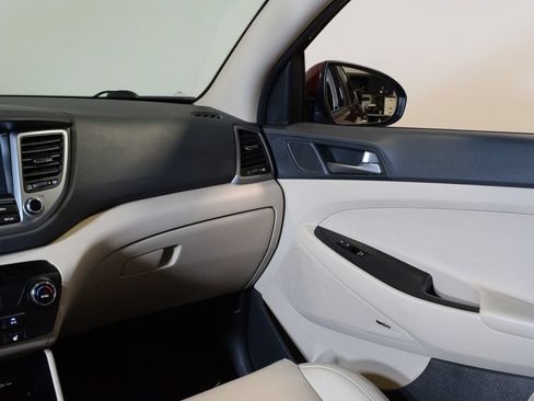 Used 2018 Hyundai Tucson Limited AWD/4WD image 15