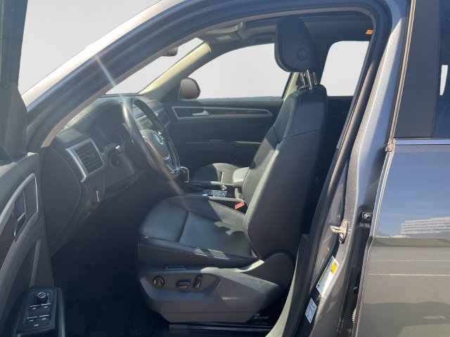 Used 2018 Volkswagen Atlas SEL FWD image 11