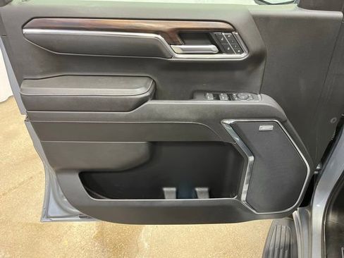 Used 2023 GMC Sierra 1500 SLT w/ SLT Premium Package image 13