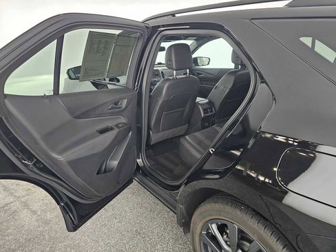 Used 2023 Chevrolet Equinox RS image 15