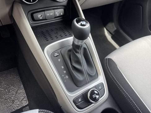New 2026 Hyundai Venue SEL FWD image 30