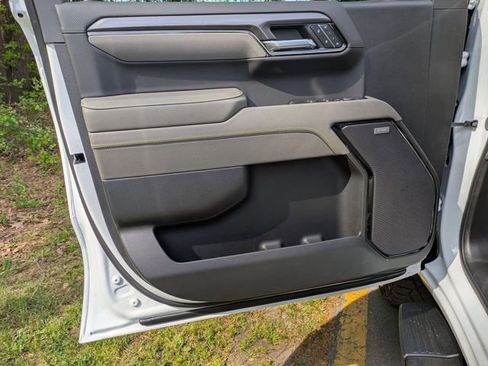 New 2026 Chevrolet Silverado 1500 ZR2 image 8