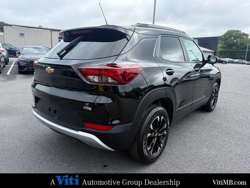 Used 2023 Chevrolet TrailBlazer LT AWD/4WD image 8