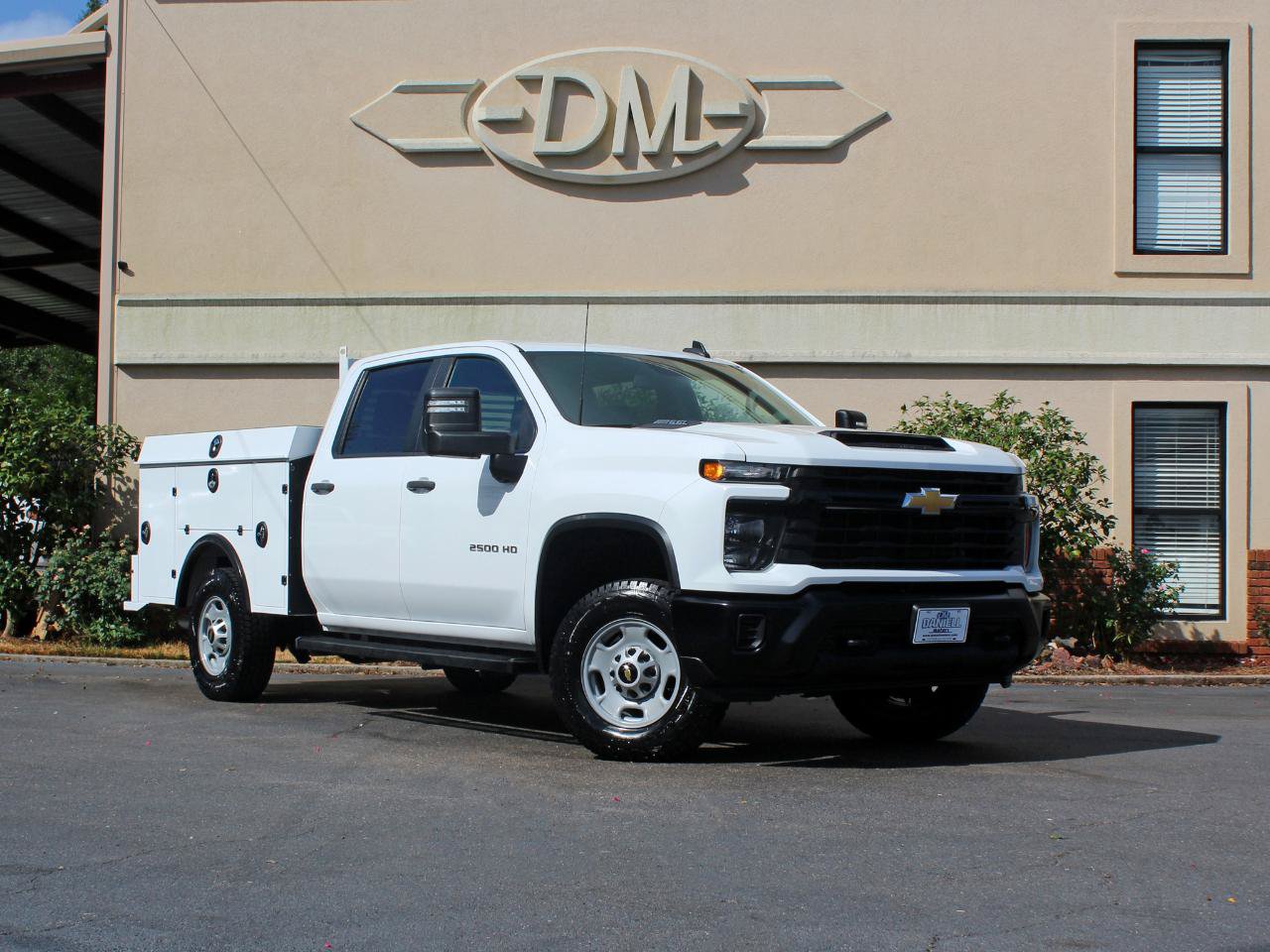 Used 2024 Chevrolet Silverado 2500 W/T w/ WT Convenience Package AWD/4WD image 4