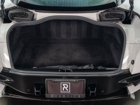 Used 2019 Aston Martin DBS Superleggera RWD image 29