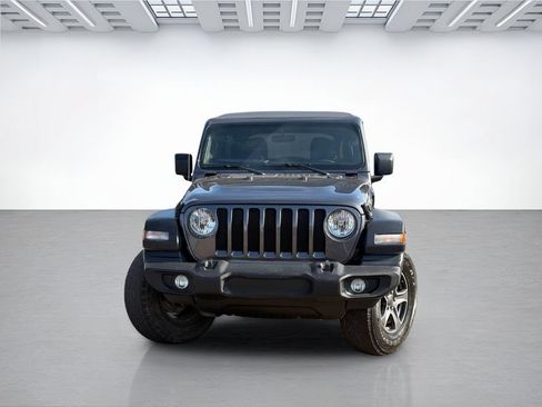 Used 2021 Jeep Wrangler Unlimited Sport AWD/4WD image 4
