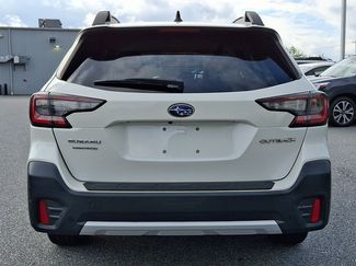 Used 2022 Subaru Outback Limited AWD/4WD video 5