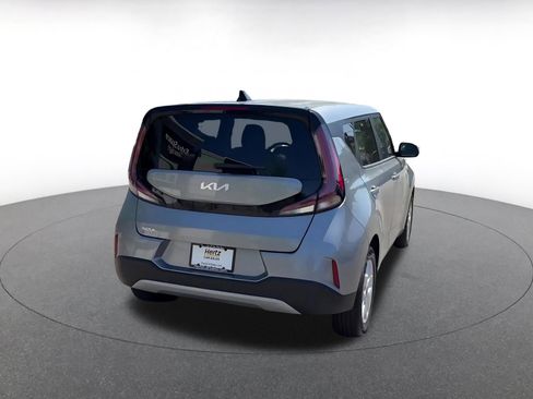 Used 2025 Kia Soul LX w/ LX Technology Package image 14