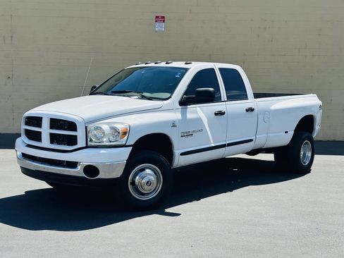 Used 2006 Dodge Ram 3500 Truck SLT w/ Quad Cab Big Horn Value Group image 4