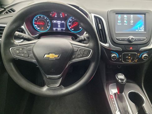Used 2018 Chevrolet Equinox LT FWD image 22