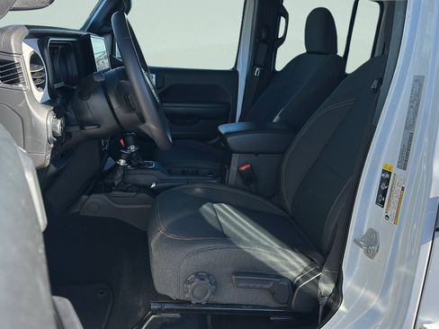 Used 2024 Jeep Wrangler Sport S image 22