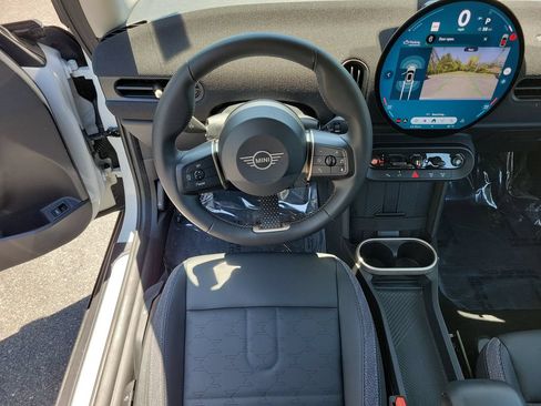 Used 2025 MINI Cooper S FWD image 10