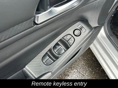 Used 2024 Nissan Altima 2.5 SV image 14