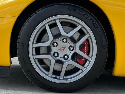 Used 2003 Chevrolet Corvette Z06 w/ Memory Package, 3 Drivers image 37