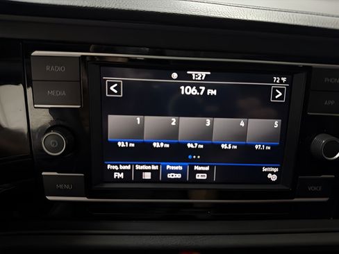 Used 2021 Volkswagen Jetta R-Line FWD image 19
