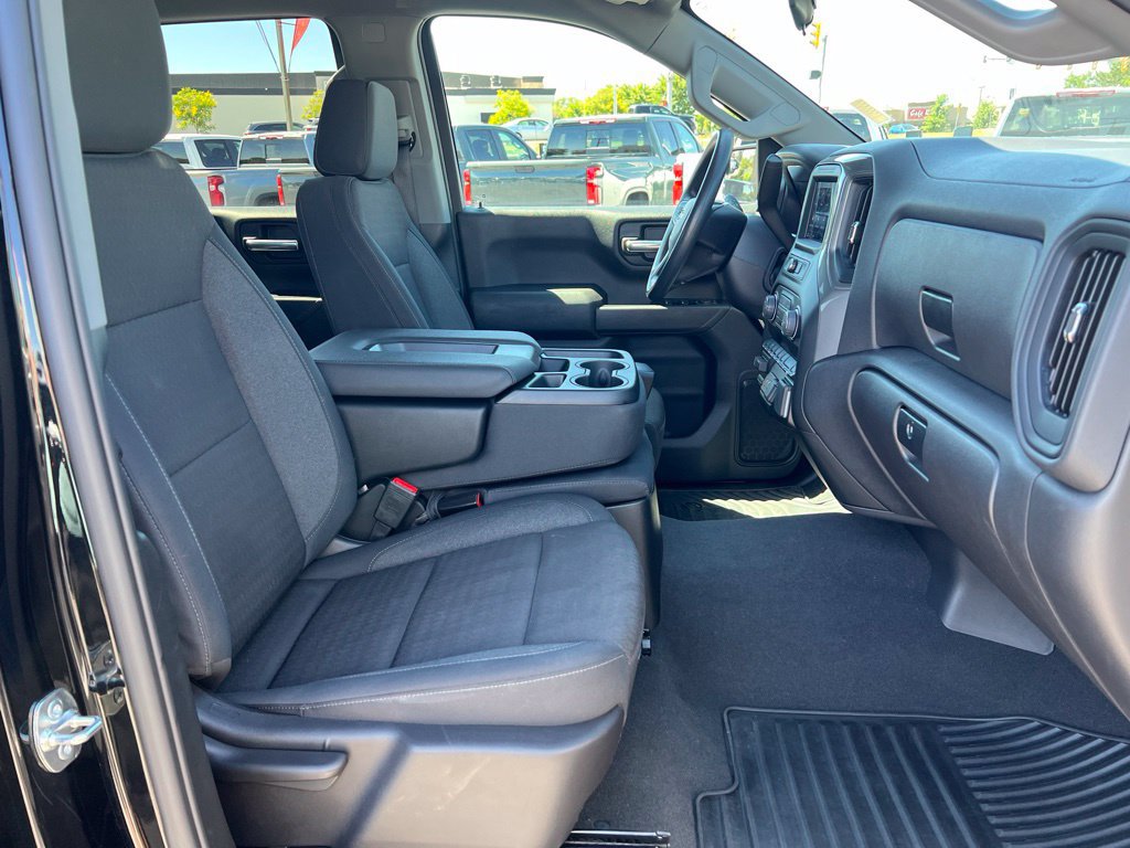 Certified 2026 Chevrolet Silverado 1500 Custom Trail Boss w/ Turbomax Blackout Package AWD/4WD image 19
