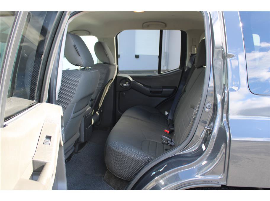 Used 2012 Nissan Xterra PRO-4X AWD/4WD image 12