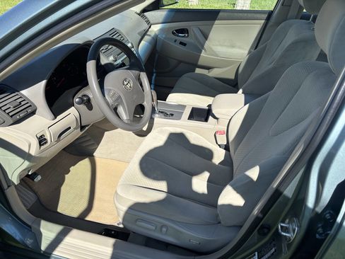 Used 2009 Toyota Camry LE image 9
