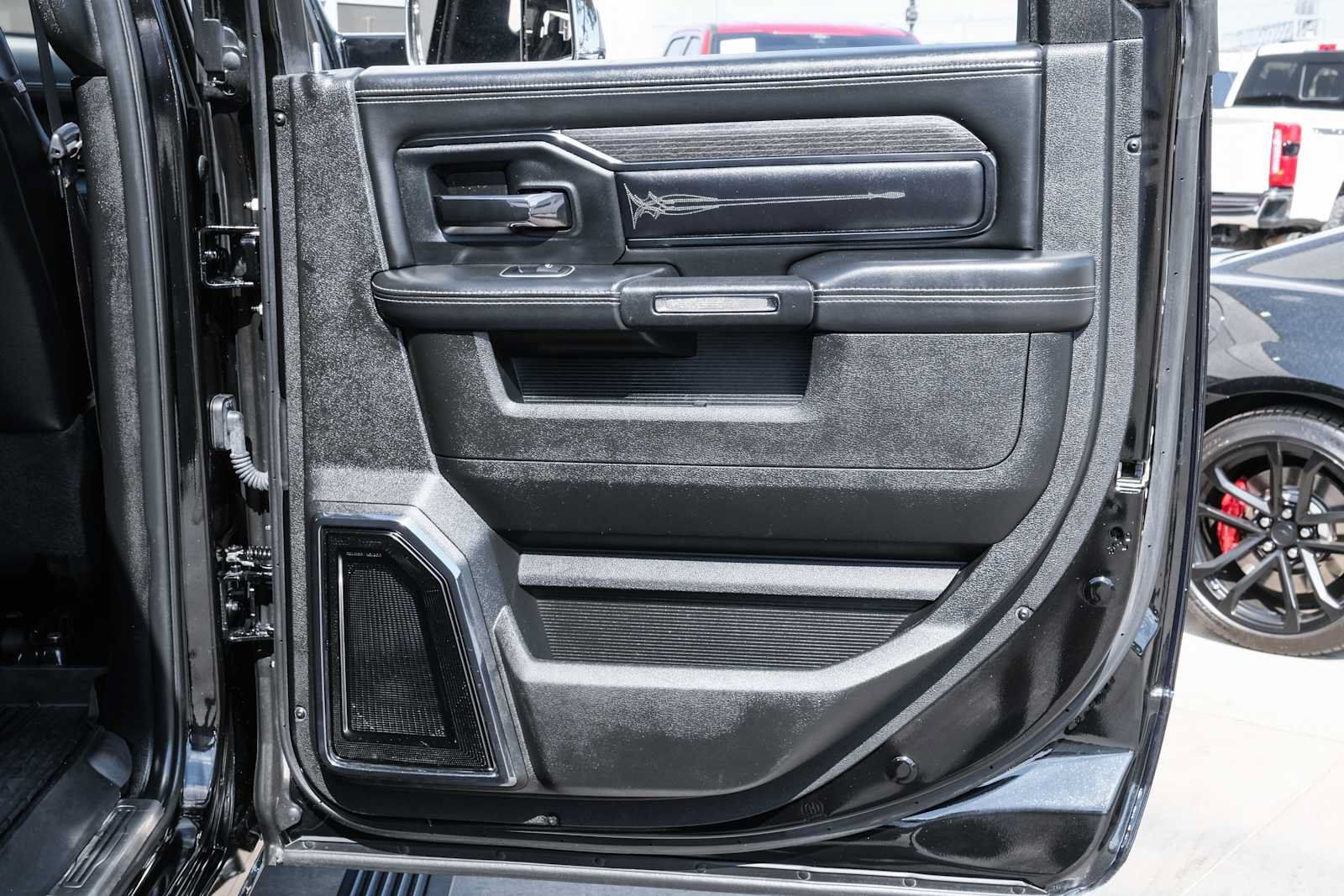 Used 2022 RAM 2500 Limited AWD/4WD image 43