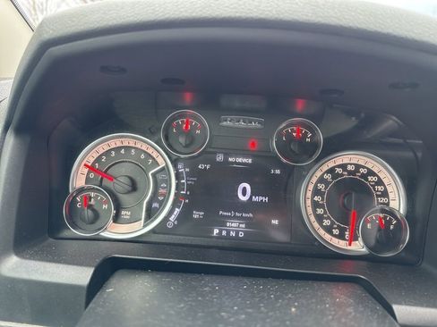 Used 2017 RAM 1500 Big Horn image 10