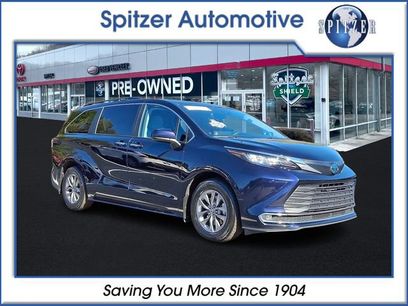 Certified 2023 Toyota Sienna XLE