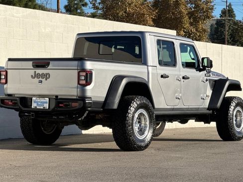 Used 2020 Jeep Gladiator Rubicon image 7