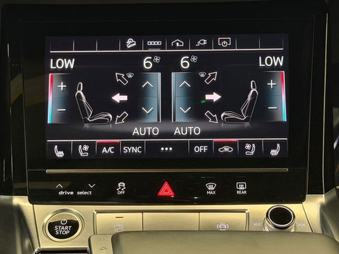 Certified 2024 Audi Q8 e-tron Premium Plus w/ Premium Plus Package AWD/4WD image 26