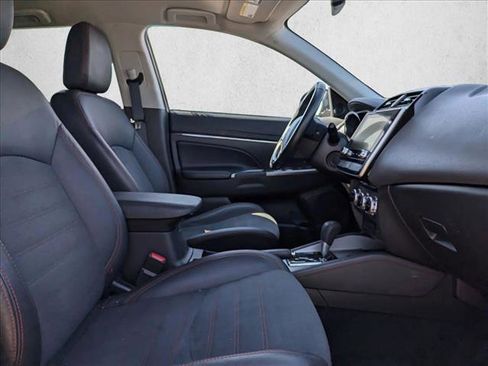 Used 2022 Mitsubishi Outlander Sport LE image 17