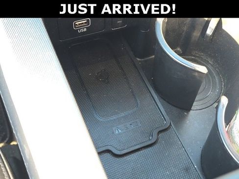 Used 2022 Hyundai Palisade Calligraphy image 22