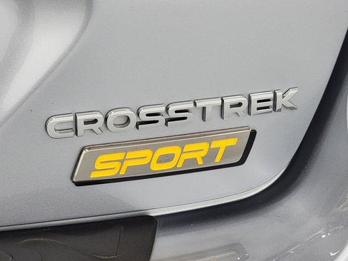 Used 2025 Subaru Crosstrek 2.5i Sport AWD/4WD image 9