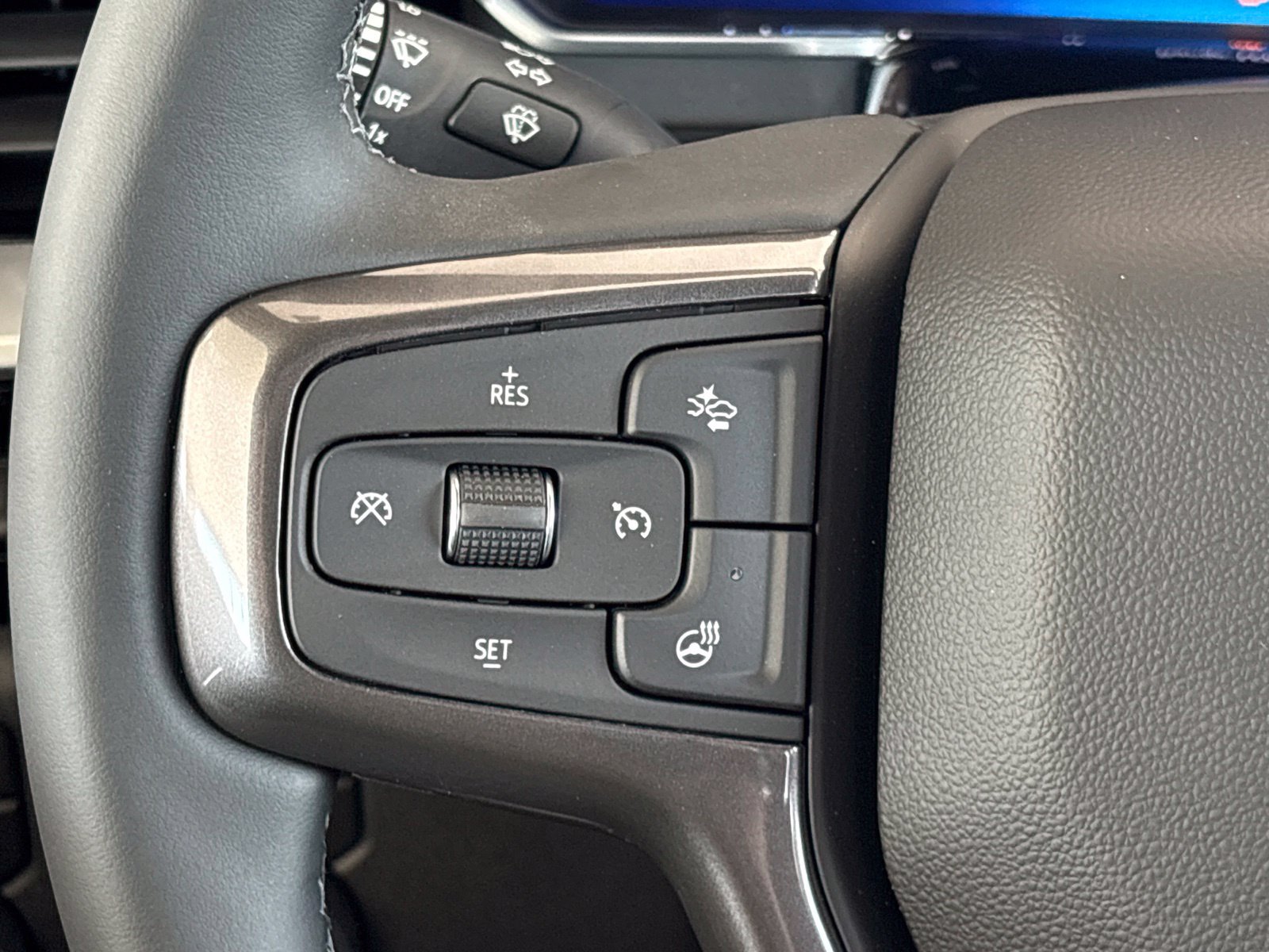 New 2026 Chevrolet Silverado 2500 High Country w/ High Country Premium Package AWD/4WD image 32