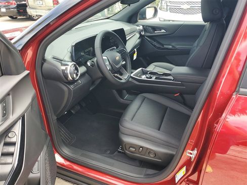 New 2026 Chevrolet Equinox LT w/ Convenience Package II image 17