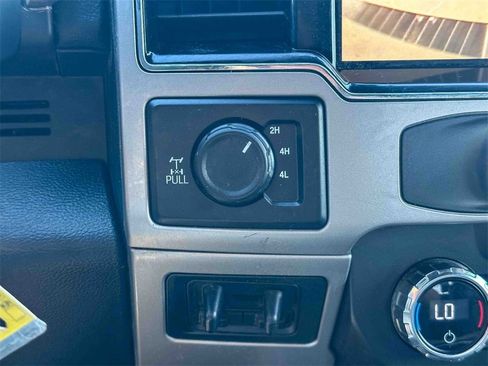 Used 2022 Ford F250 Lariat w/ Chrome Package image 33