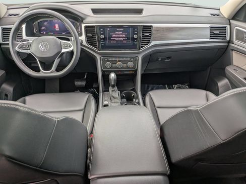 Certified 2023 Volkswagen Atlas SE w/ Panoramic Sunroof Package AWD/4WD image 13