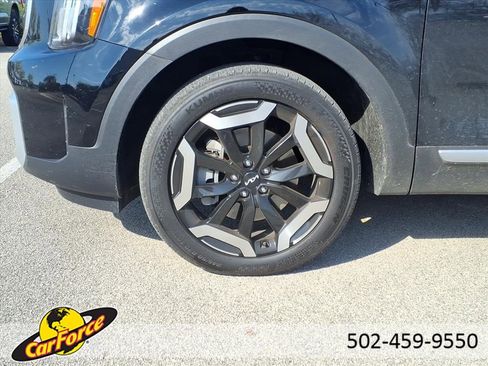 Used 2025 Kia Telluride S image 16