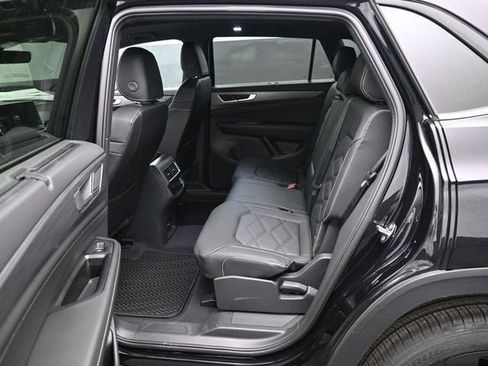 New 2026 Volkswagen Atlas Cross Sport SE AWD/4WD image 11