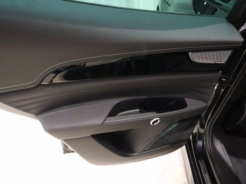 New 2025 Maserati Grecale Modena image 21