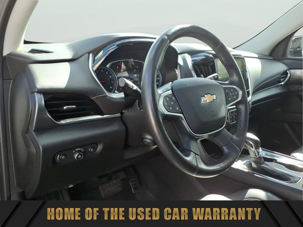 Used 2021 Chevrolet Traverse Premier w/ Redline Edition AWD/4WD image 16