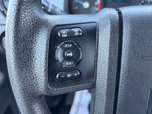 Used 2016 Ford F250 XL w/ Power Equipment Group AWD/4WD image 18
