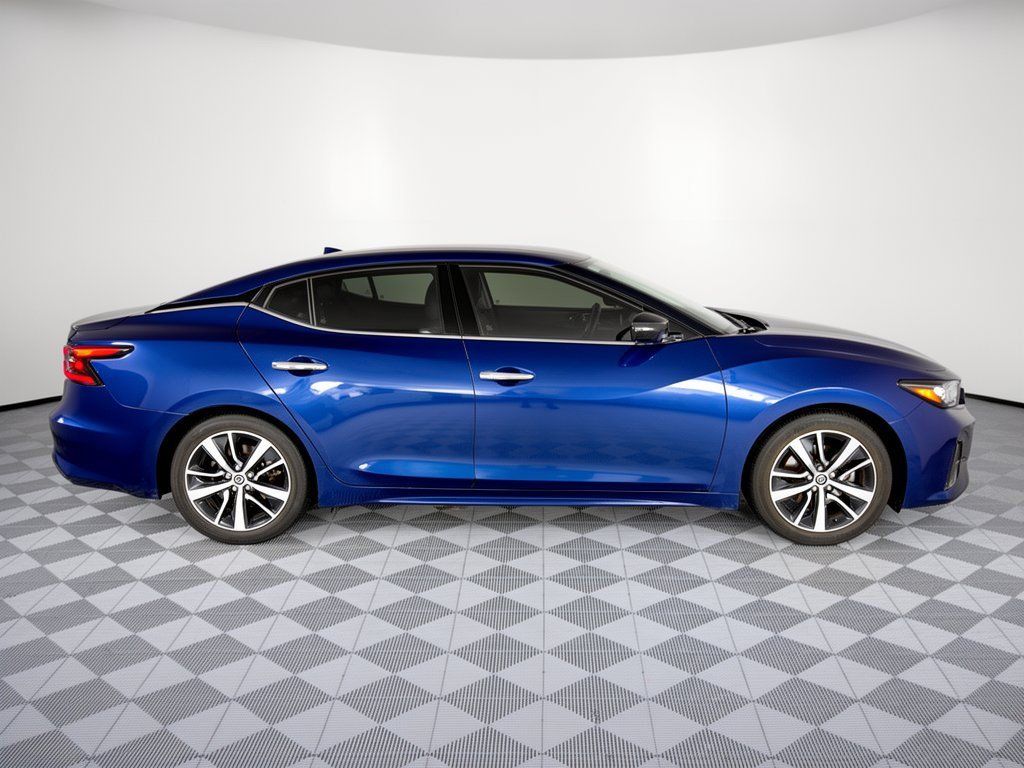 Used 2022 Nissan Maxima SV w/ Floor Mat Group FWD image 8