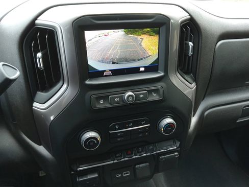 Used 2023 Chevrolet Silverado 2500 Custom w/ Custom Value Package AWD/4WD image 17