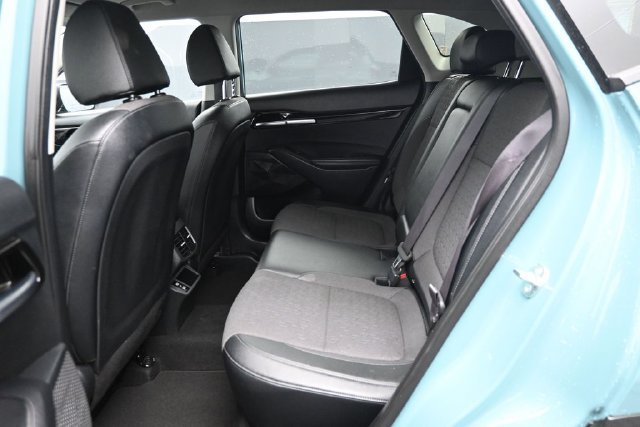 Used 2025 Kia Seltos S FWD image 7