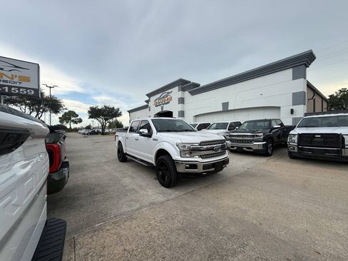 Used 2019 Ford F150 Lariat w/ Equipment Group 502A Luxury AWD/4WD image 45