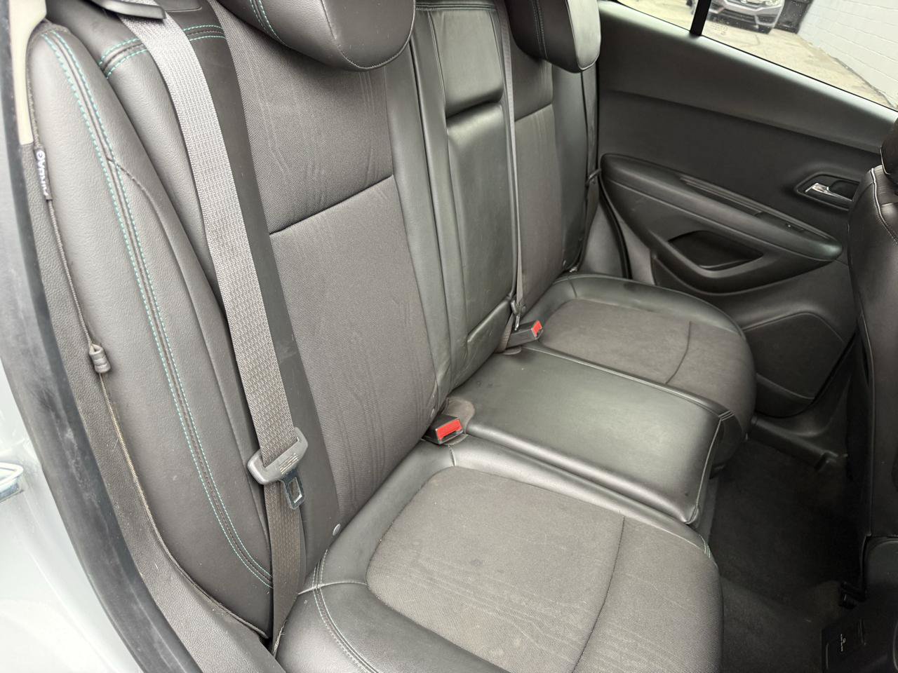 Used 2016 Chevrolet Trax LT w/ LT Convenience Package FWD image 8