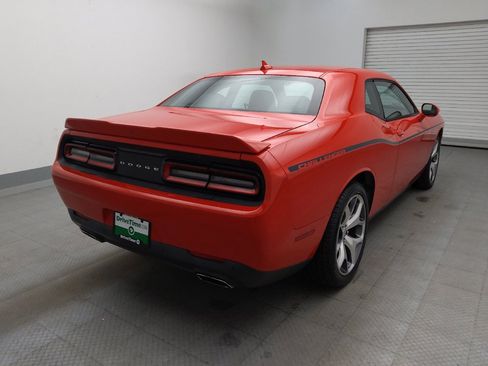 Used 2015 Dodge Challenger SXT Plus RWD image 9