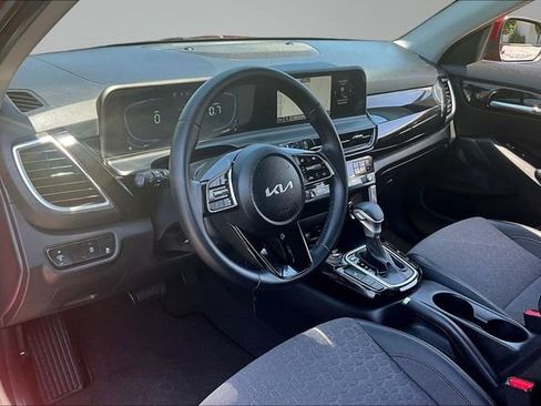 Certified 2026 Kia Seltos S AWD/4WD image 17