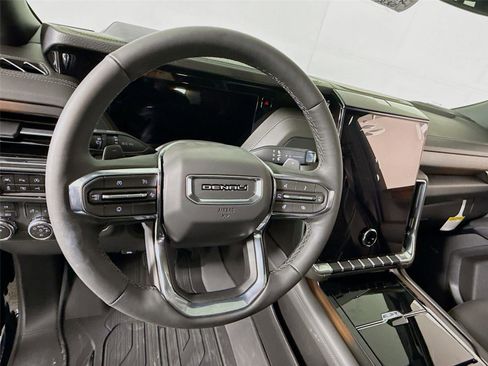 New 2026 GMC Yukon XL Denali w/ Sun & Power Step Package AWD/4WD image 5